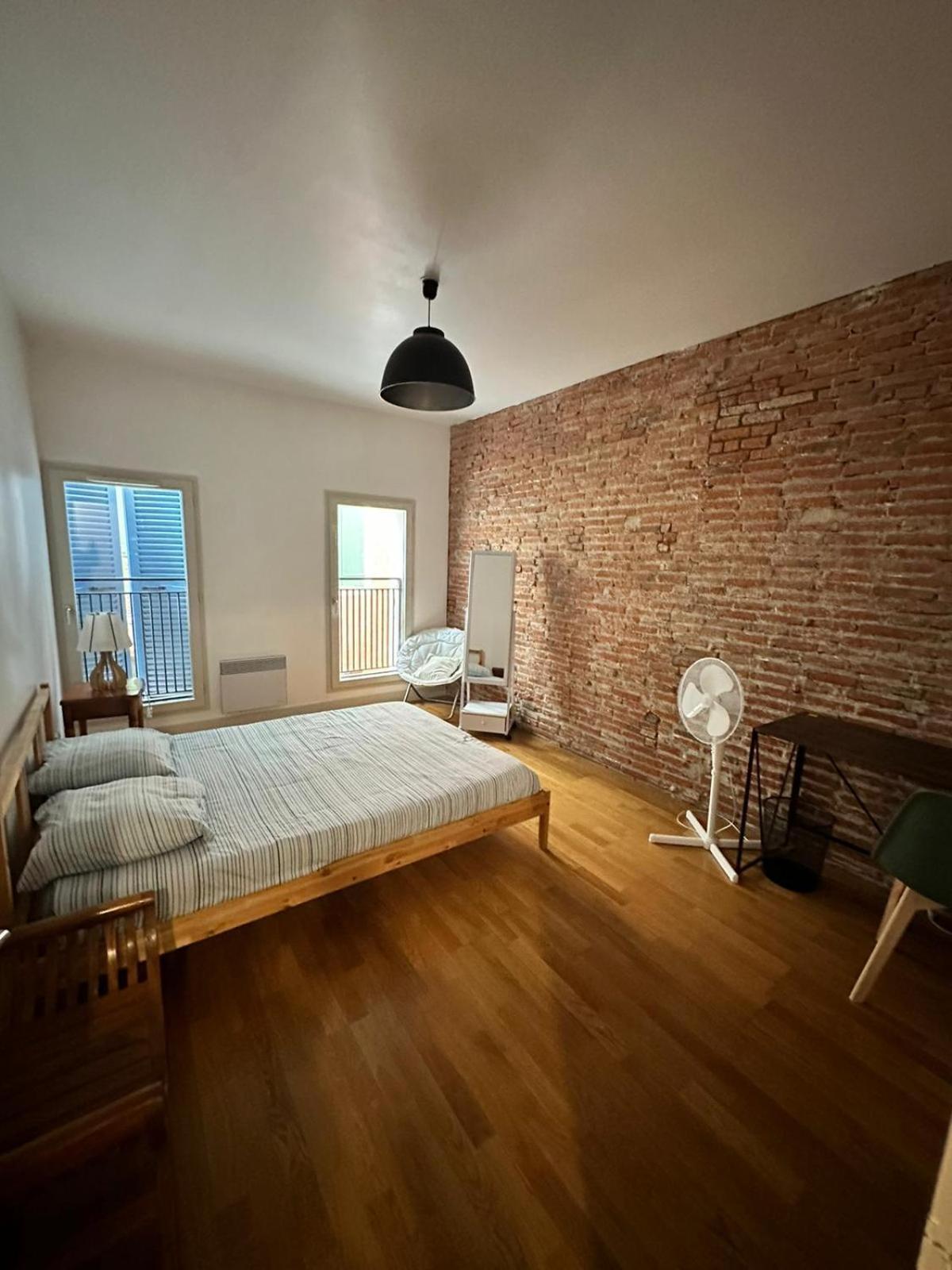Spacieux Appartement 2 Chambres Plein Coeur De แปร์ปินญอง ภายนอก รูปภาพ